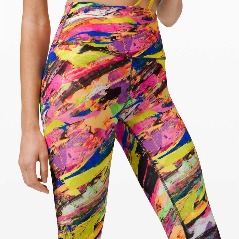 Lululemon Wunder Train High-Rise Tight 25"
Catalyst Multi